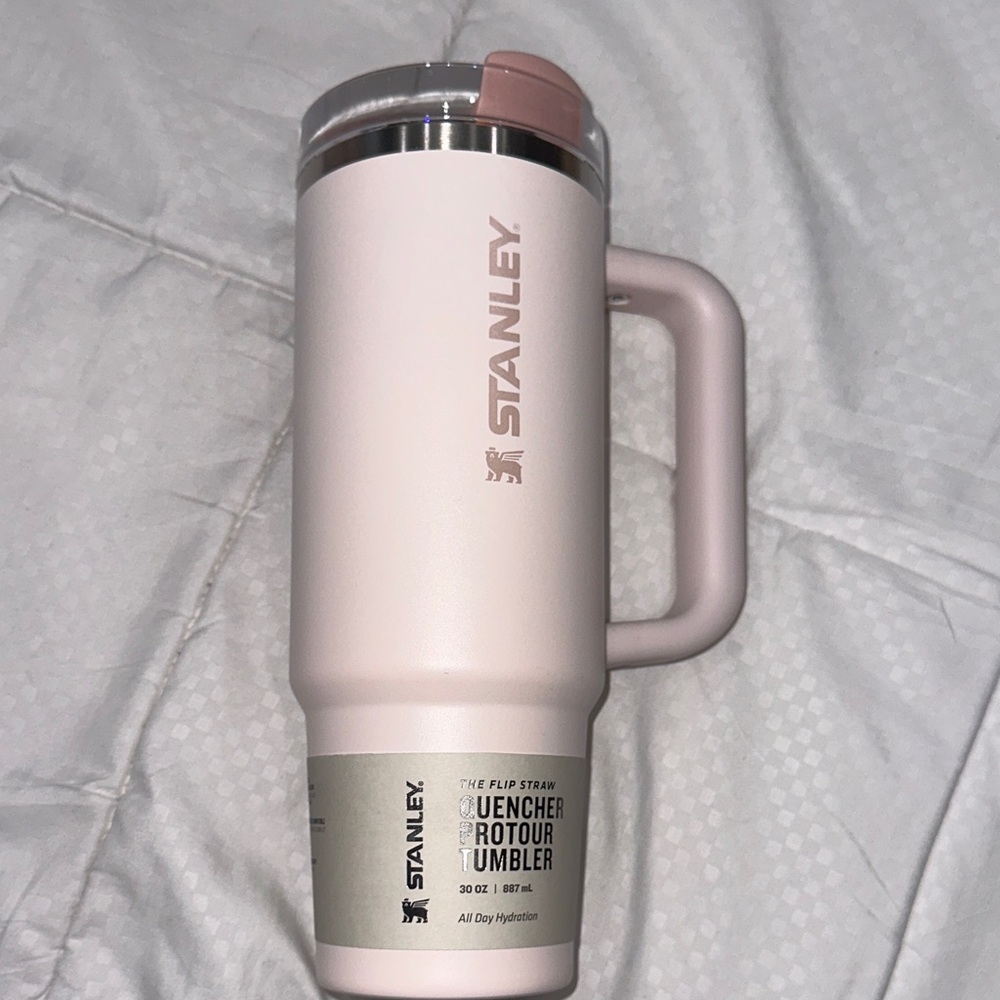 Stanley 30oz Quencher Pro Tour Tumbler with FlowState lid